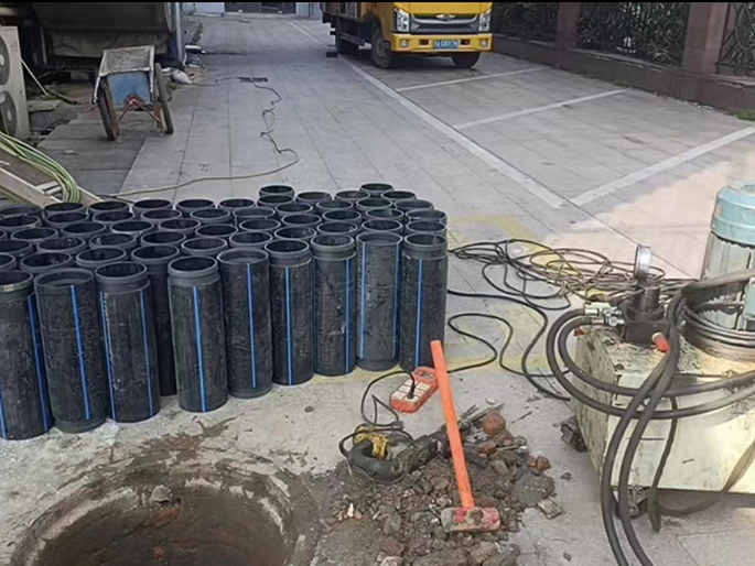 岐山PE置换管厂家 DN315置换管 非开挖管短管置换